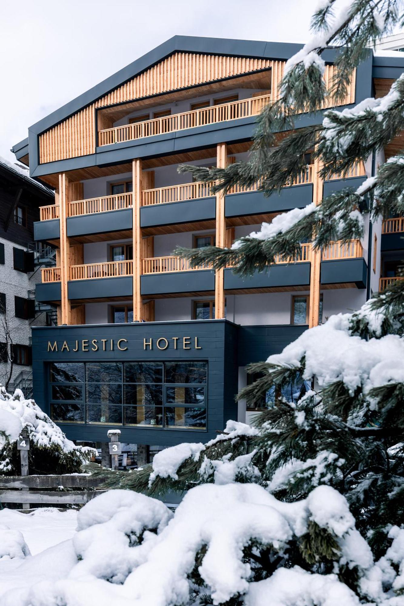 Majestic Hotel Madonna di Campiglio Exterior photo